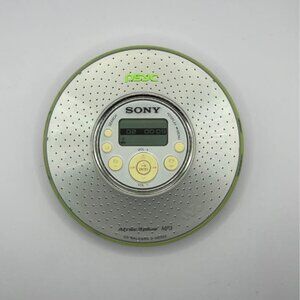 Sony PSYC MP3/ATRAC Portable CD Player - Walkman - Electric White (D-NE320/WC1)